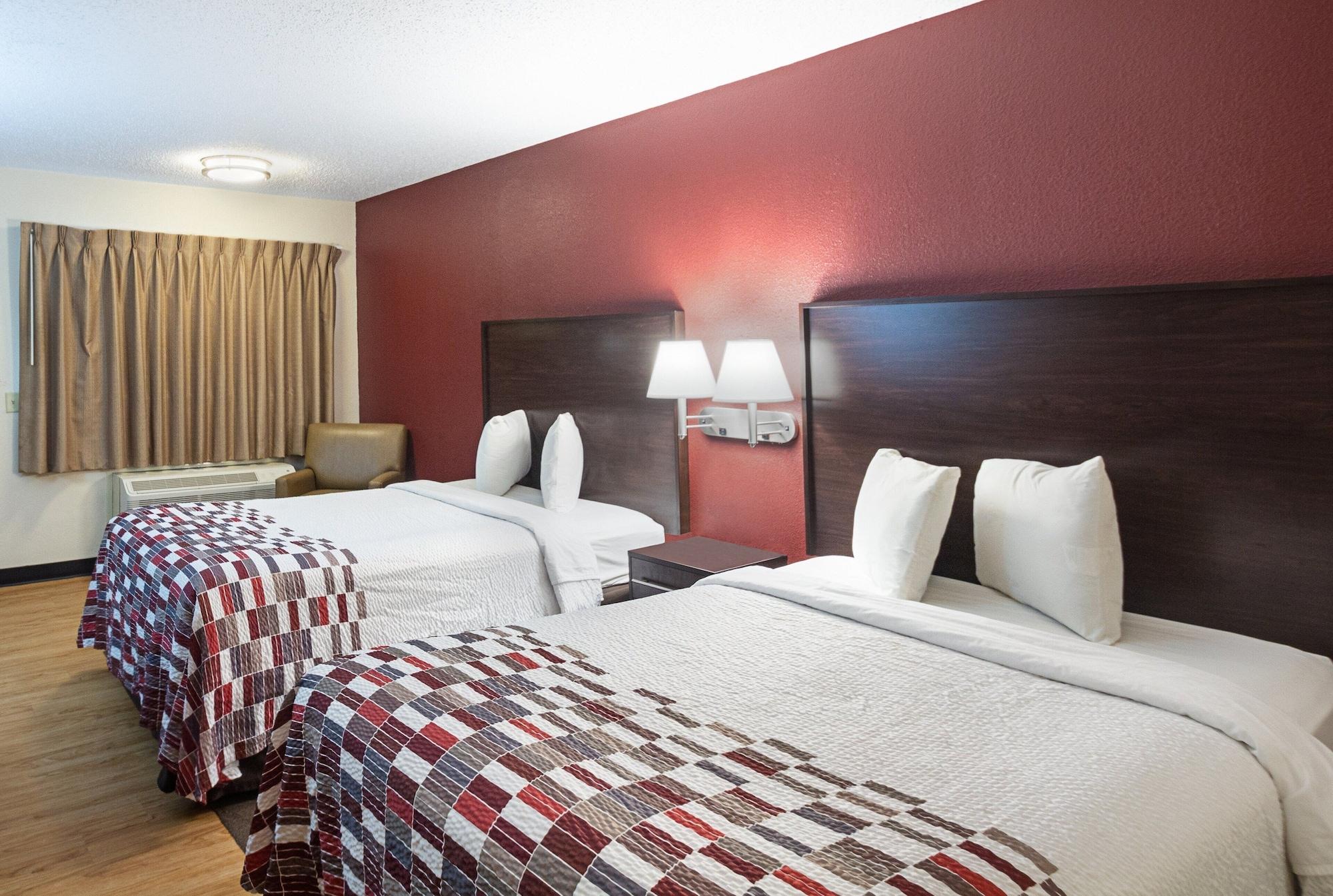 Red Roof Inn Madison, Wi Экстерьер фото