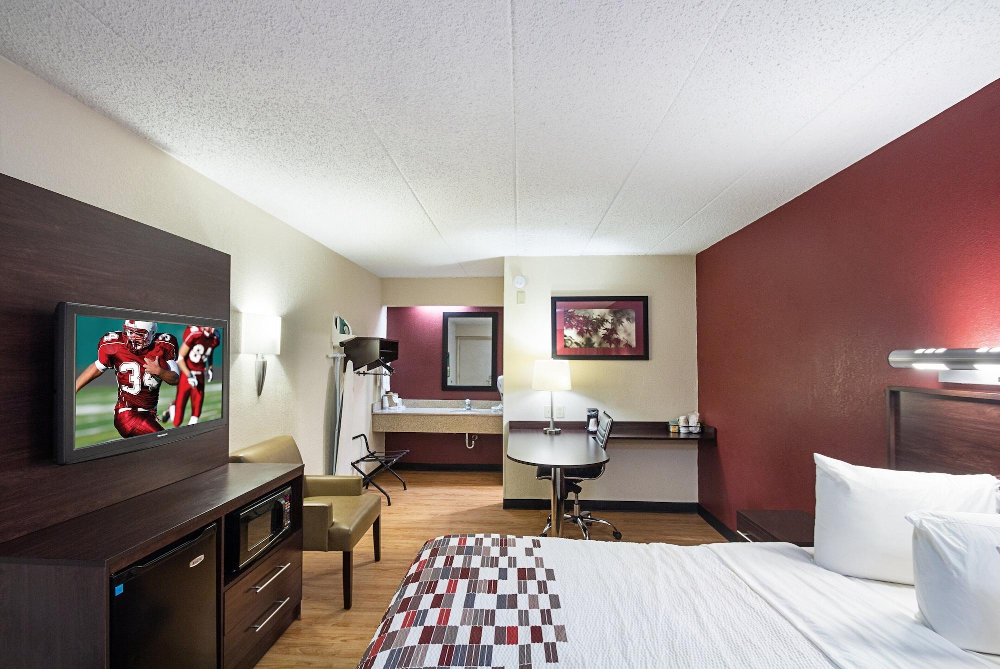 Red Roof Inn Madison, Wi Экстерьер фото